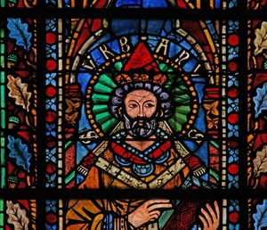 Fenêtre w201 représentant le Pape Urbain I