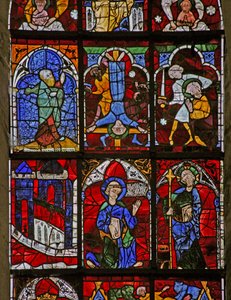 Fenêtre w221 représentant Quo Vadis ; le martyre de Saint Paul, la crucifixion de Saint Pierre ; un prophète