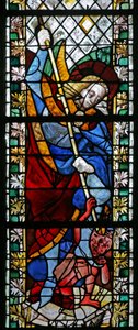 Fenêtre w49 représentant Saint Michel - French School