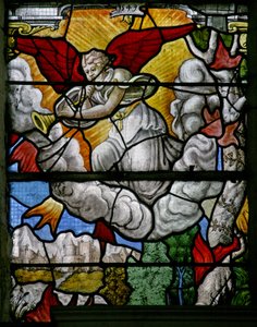Fenêtre w5 représentant une scène de la Révélation de Saint Jean : un des sept anges avec des trompettes