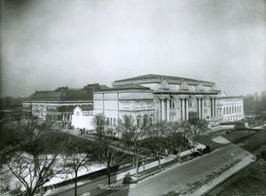 Le Metropolitan Museum of Art depuis le sud-est, New York, 1909 - G.P. Hall und Sohn
