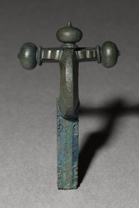 Fibule à arbalète, c.350-400
