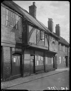 Nouvelle rue, Coventry - George Bernard Mason