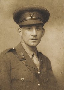 Portrait du poète Siegfried Loraine Sassoon 1886-1967, 1915 - George Charles Beresford