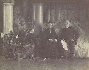 M. et Mme Charles L. Tiffany dans le studio de Louis C. Tiffany, vers 1890 - George Collins Cox