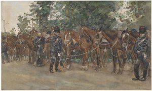 Hussards debout à côté de leurs chevaux le long de la route
