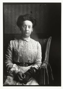 Portrait de Margaretha Breitner, sœur du photographe