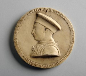 Médaillon en plâtre