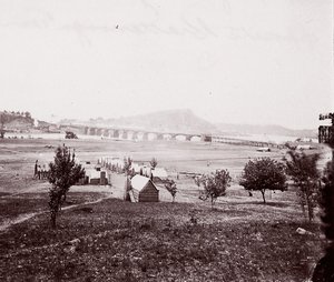 Camp des constructeurs de ponts en face de Chattanooga - George N. Barnard