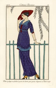 Femme en robe de plage en foulard garni de gros grain tussor, chapeau en suède rouge - Georges Barbier