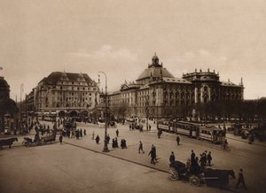 Munich / Munich : Justizpalast (b/w photo)