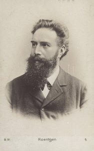 Wilhelm Roentgen (1845-1923), physicien allemand (photo n/b)