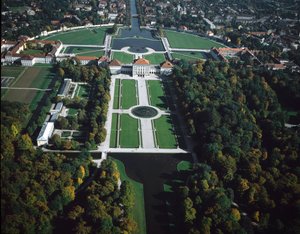 Art baroque : vue aérienne du parc de Nymphenburg