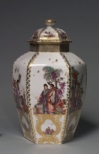 Vase couvert, manufacture de porcelaine de Meissen, Allemagne, vers 1728-1730 - German School