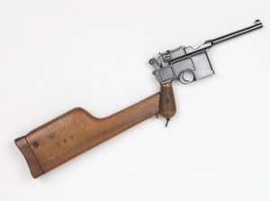 Pistolet Mauser C96 7,63 mm - German School