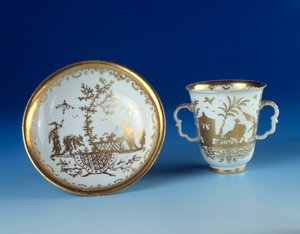 Tasse et soucoupe en porcelaine de Meissen