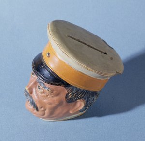 Tirelire en forme du chancelier Otto von Bismarck (1815-98)