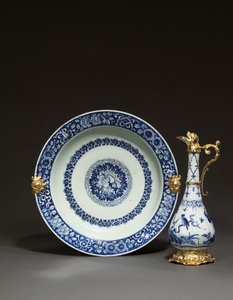Aiguière et plat chinois montés, Augsbourg, c.1655-60 - German School