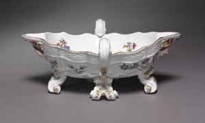 Saucière, fabriquée à la manufacture de porcelaine de Meissen, Allemagne, 1735-56 - German School