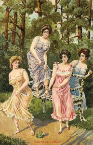 Femmes légèrement vêtues dans les bois - German School