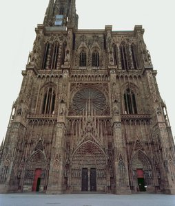 Façade ouest de la cathédrale de Strasbourg, commencée en 1277