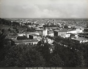 Panorama de Bologne avec quelques usines et une colline - Giacomo Brogi