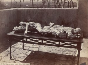 Impronte Umane, Pompei [Moulages humains, Pompéi] - Giorgio Sommer