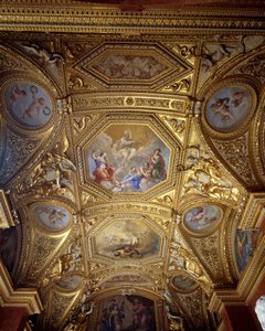 Plafond de la salle de parade et cabinet sur l