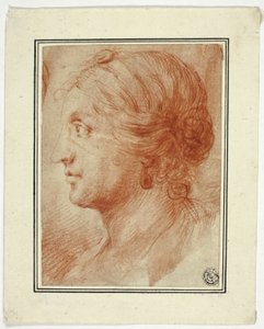 Buste de femme de profil à gauche