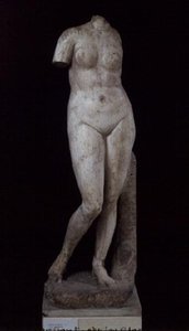Aphrodite debout nue, Alexandrine, c.336-30 av. J.-C.
