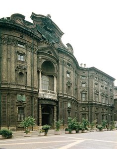 Façade du Palazzo Carignano (photo) - Guarino Guarini