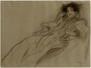Jeune dame dans un fauteuil