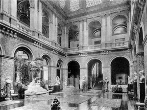 La Grande Salle, Bridgewater House, 1908 - HN King