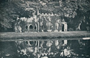 Les Ruines à Frogmore, vers 1899 - HN King