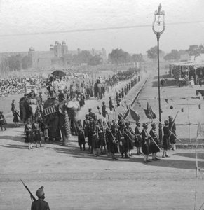 Maharajahs contournant Jumma Muisjid, Delhi, Inde, 1913