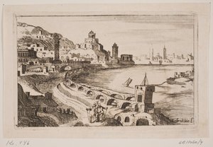 Rive du fleuve avec ville orientale