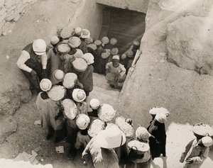 Fermeture de la tombe de Toutankhamon, Vallée des Rois, février 1923