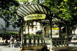 Station de métro Abbesses à Paris, France