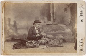 "Dominic Parsons à la chasse aux fossiles, vers 1896 (photo) 1896 (photo) - Henry F. Post