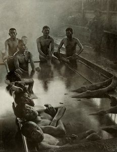 Un bain public à Kanawa