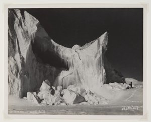 Un iceberg en plein été - Herbert Ponting