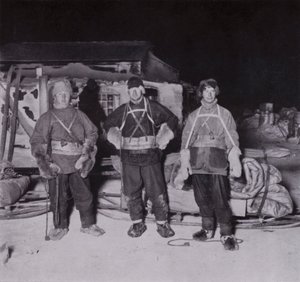 Dr Wilson, Lieutenant Bowers et Cherry-Garrard partant pour le Cap Crozier