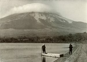 Fuji depuis le lac de la lune de trois jours, 1910