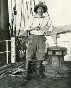 Lieut. H. E. De P. Rennick, vers 1910-1913, 1913