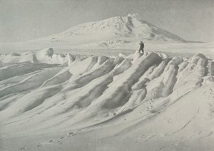 Mont Erebus sur un iceberg érodé par l
