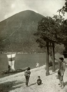 Nantai-Zan et lac Chuzenji, 1910 - Herbert Ponting
