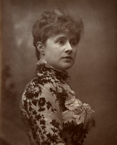 Alice Lingard, actrice et chanteuse britannique, 1884