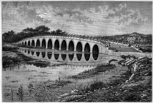 Pont à 17 arches sur le lac Kunming au Palais d