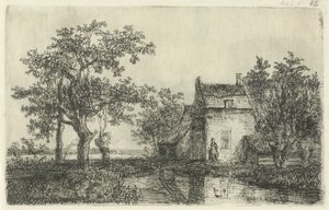 Femme avec un panier devant une maison de ferme au bord de l