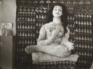  - Hermine Moos